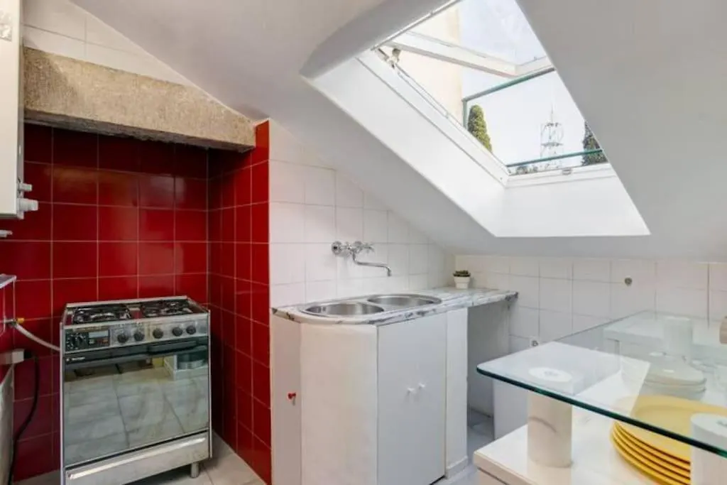 Balcony Apartment In Lisbon Center